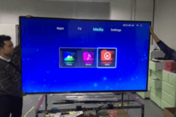 Thuê tivi Quận 10 liên hệ Quang Trung